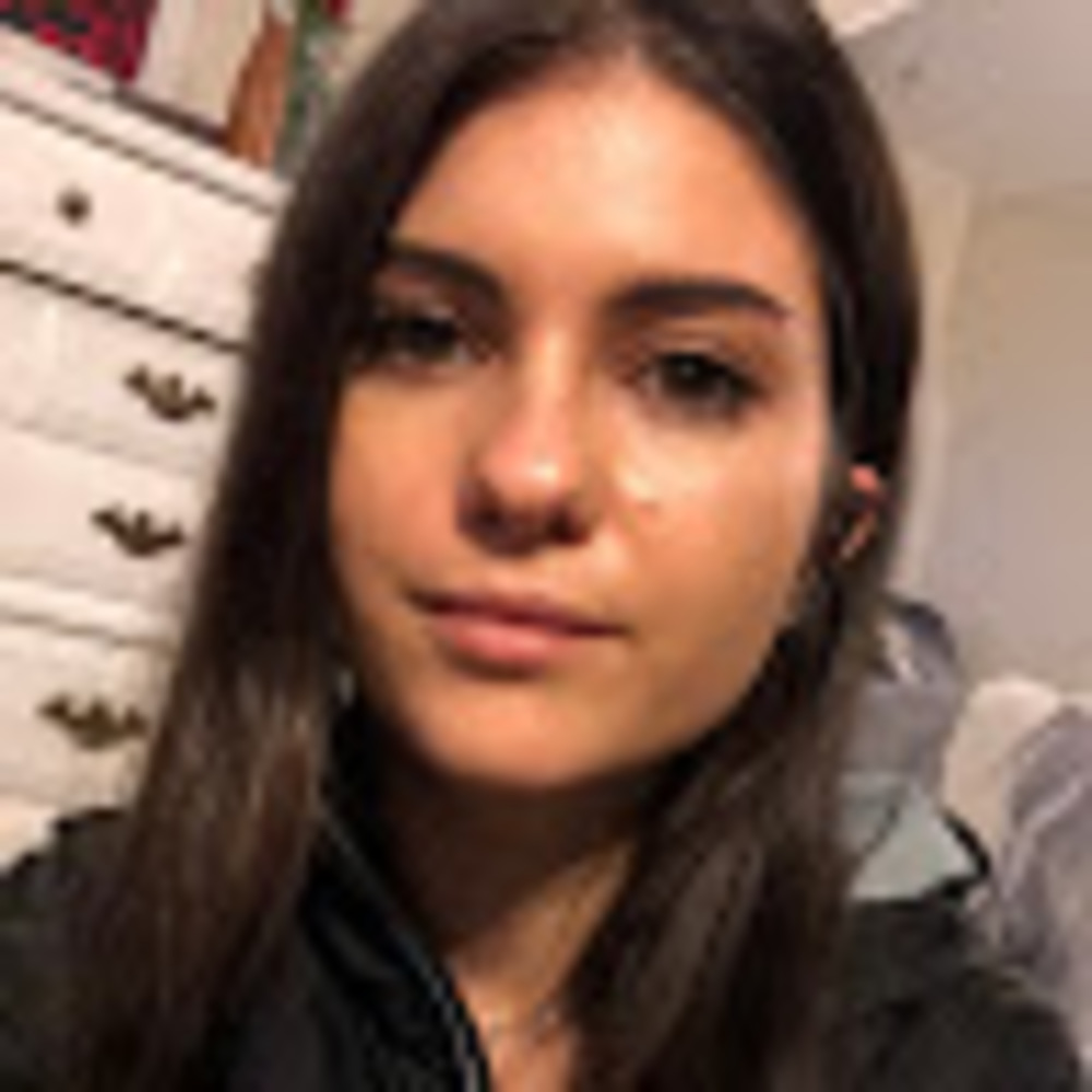 Meet your Posher, Emi